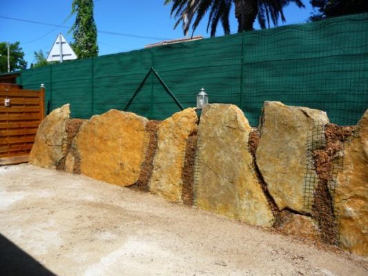 création d'un mur de clôture sur ollioules dan le var prés de toulon